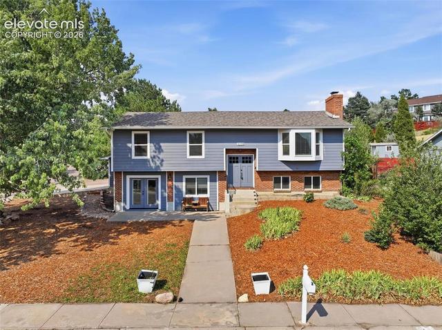 1239 Suncrest Way, Colorado Springs, CO 80906