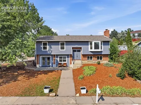 1239 Suncrest Way, Colorado Springs, CO 80906