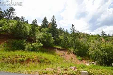 1096 Laguna Pt, Manitou Springs, CO 80829