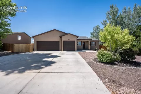 607 S Inca Dr, Pueblo, CO 81007