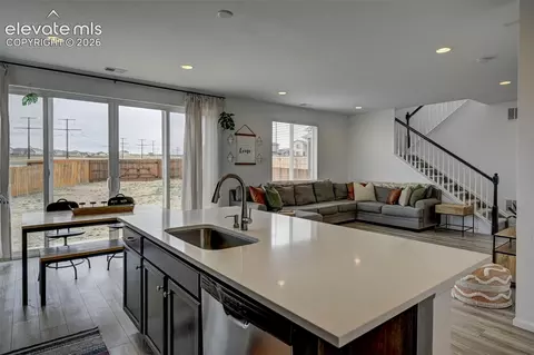 Kitchen - 10032 Jaggar Way, Peyton, CO 80831 photo 4 of 5