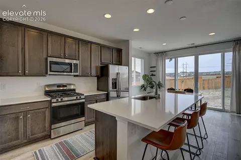 Kitchen - 10032 Jaggar Way, Peyton, CO 80831 photo 2 of 5