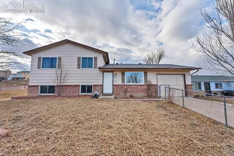 4250 College View Dr, Colorado Springs, CO 80906