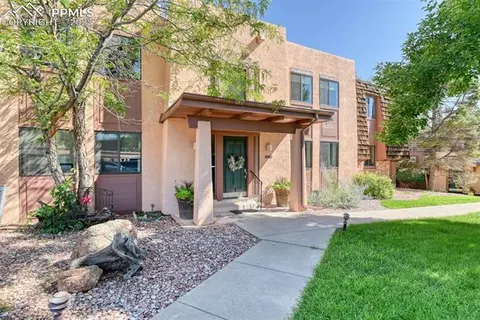 2963 Mesa Rd #A, Colorado Springs, CO 80904
