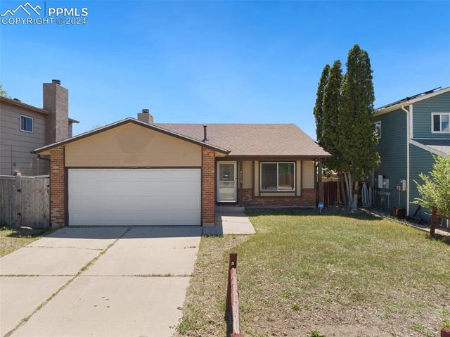 4215 Dawnlite Dr, Colorado Springs, CO 80916