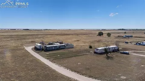 5925 Coyote Ln, Peyton, CO 80831 photo 2