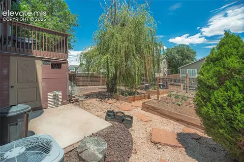 1395 Legend Oak Dr, Fountain, CO 80817