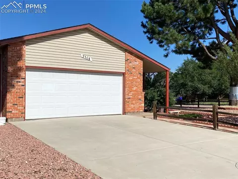 3104 W Monica Dr, Colorado Springs, CO 80916