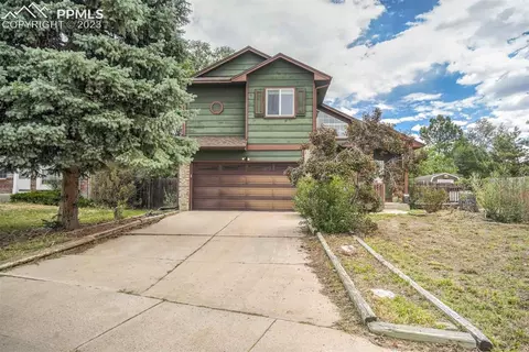 225 Wallace St, Colorado Springs, CO 80911