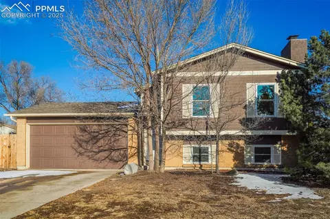 3119 Deerfield Hills Dr, Colorado Springs, CO 80916