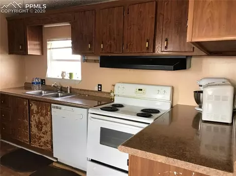 7720 Edison Rd, Yoder, CO 80864 photo 4