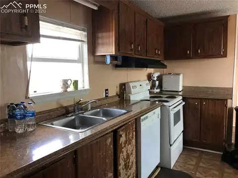 7720 Edison Rd, Yoder, CO 80864 photo 3