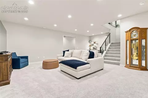 Living - 5425 Mesa Top Dr, Monument, CO 80132 photo 5 of 5