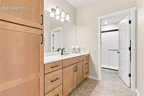 Bath - 5425 Mesa Top Dr, Monument, CO 80132 photo 6 of 6
