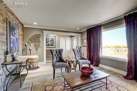 1641 Castlewood Dr, Franktown, CO 80116