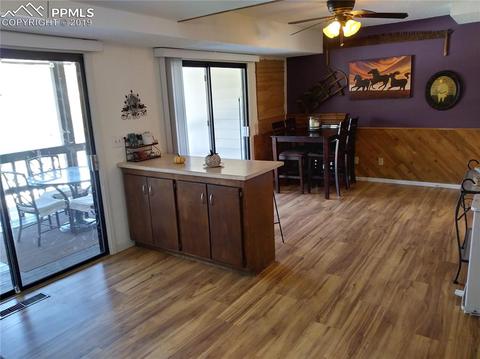 381 Raspberry Ln, Monument, CO 80132 photo 3