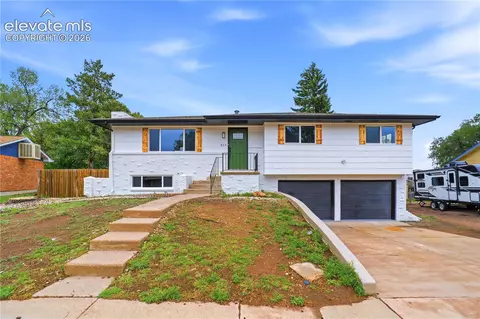 814 Dirksland St, Colorado Springs, CO 80907