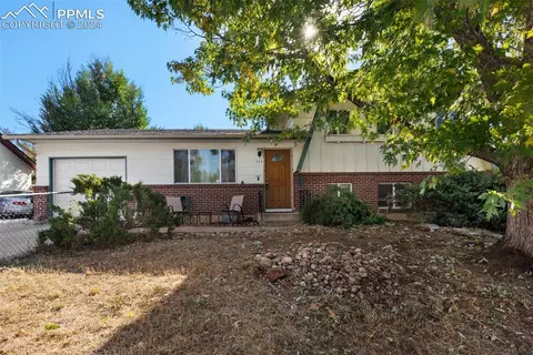 245 Vehr Dr, Colorado Springs, CO 80916