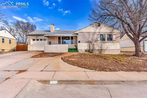 1512 Saratoga Rd, Pueblo, CO 81001