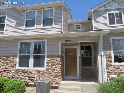 1744 Reilly Grv, Colorado Springs, CO 80951