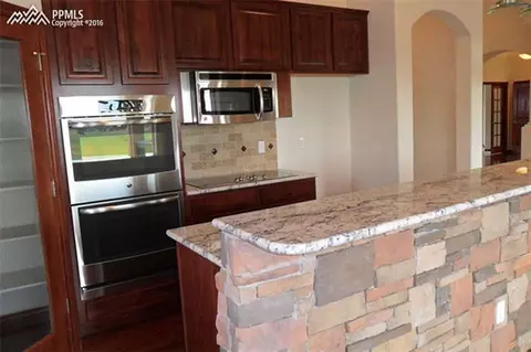 11368 Lobo Peak Dr, Peyton, CO 80831 photo 8