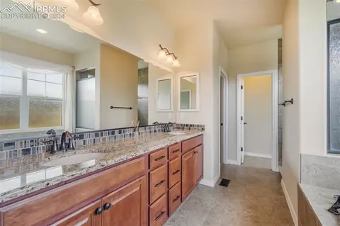 19643 Lindenmere Dr, Monument, CO 80132 photo 21
