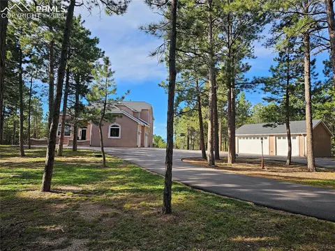 615 Arapahoe Dr, Monument, CO 80132