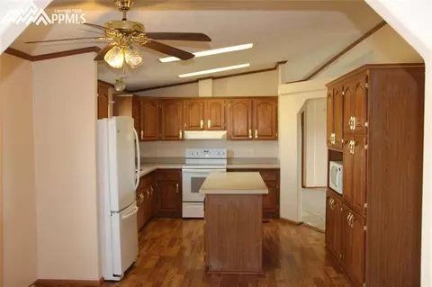6554 Pfost Dr, Peyton, CO 80831 photo 14
