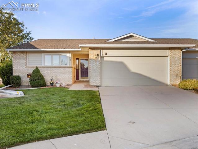 53 Sovereign Cir #H, Pueblo, CO 81005