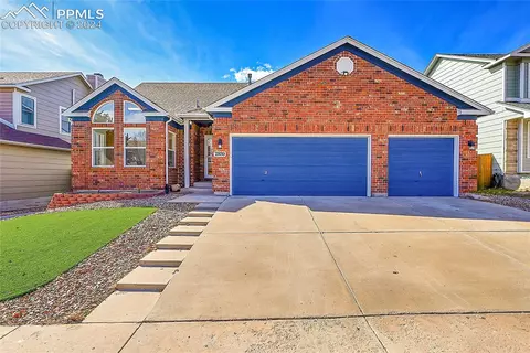 2930 Helmsdale Dr, Colorado Springs, CO 80920