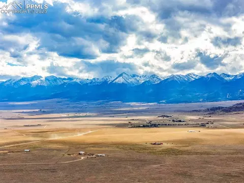 4100 Oak Grove Cir, Westcliffe, CO 81252