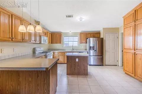 4765 S Johnson Rd, Rush, CO 80833 photo 17