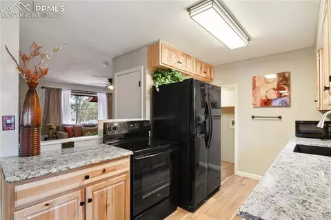 616 Spring Valley Dr, Divide, CO 80814 photo 9