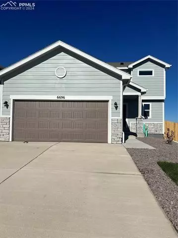 6696 Split Mountain Dr, Colorado Springs, CO 80925