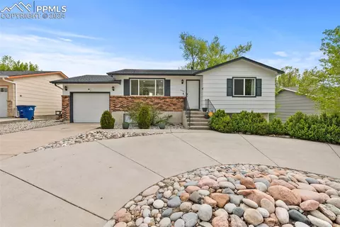 1845 Shawnee Dr, Colorado Springs, CO 80915