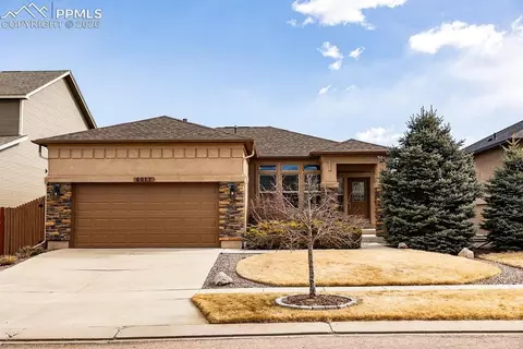 6017 Cumbre Vista Way, Colorado Springs, CO 80924