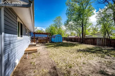 2222 Frontier Dr, Colorado Springs, CO 80911