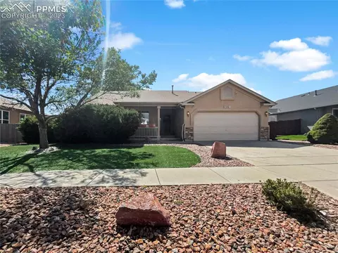 7660 Amberly Dr, Colorado Springs, CO 80923