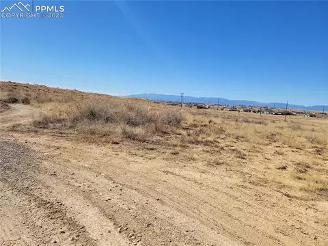 1601 N Billy The Kid Ln, Pueblo West, CO 81007