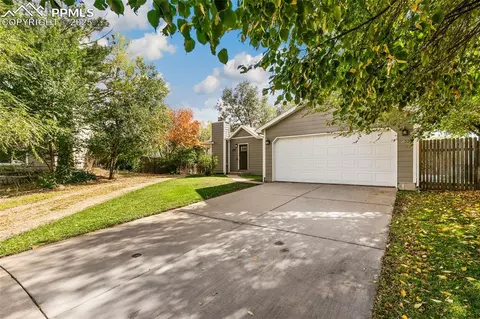 1295 Sandpiper Dr, Colorado Springs, CO 80916