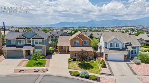 6952 Cobblecreek Dr, Colorado Springs, CO 80922