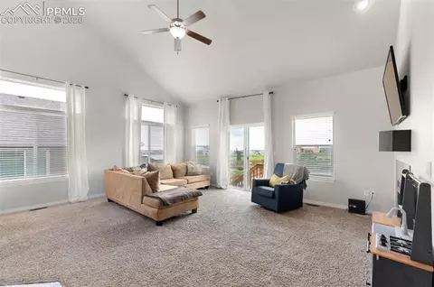 13473 Park Meadows Dr, Peyton, CO 80831 photo 2