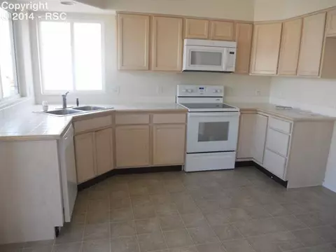 12435 Riggin Ct, Peyton, CO 80831 photo 2