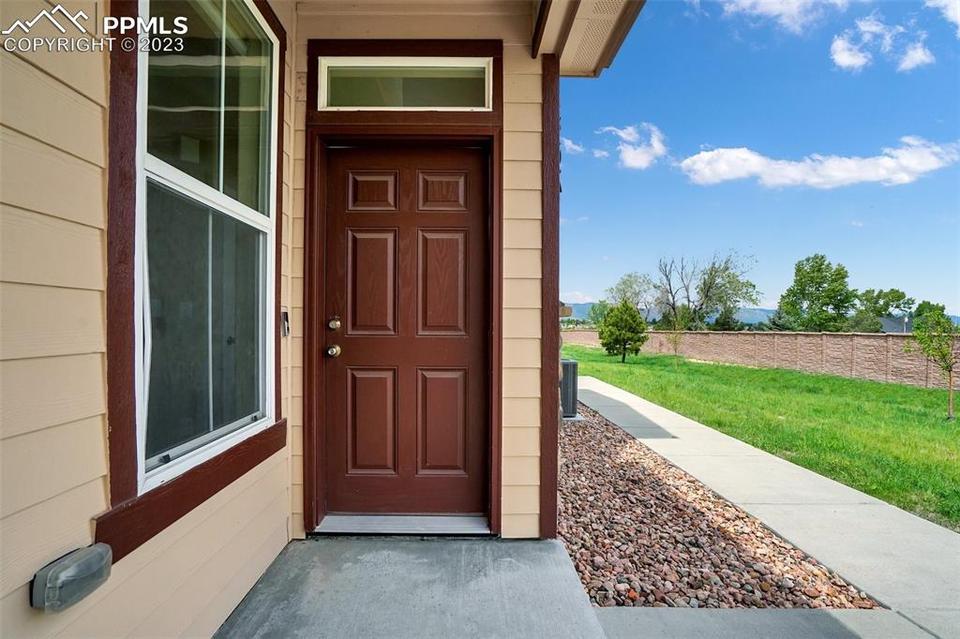  5294 Prominence Pt, Colorado Springs, CO 80923 photo 3