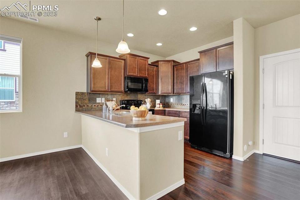  5294 Prominence Pt, Colorado Springs, CO 80923 photo 14