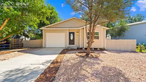 562 Blossom Field Rd, Fountain, CO 80817