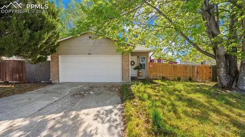 580 Upton Dr, Colorado Springs, CO 80911