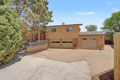 1581 Minnetonka Pl, Colorado Springs, CO 80915