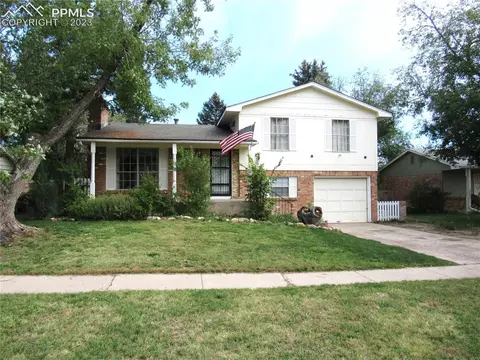 1209 Wynkoop Dr, Colorado Springs, CO 80909