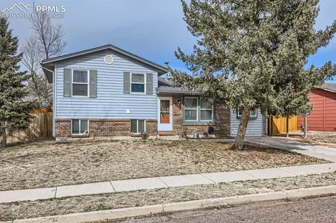 6720 Chippewa Rd, Colorado Springs, CO 80915